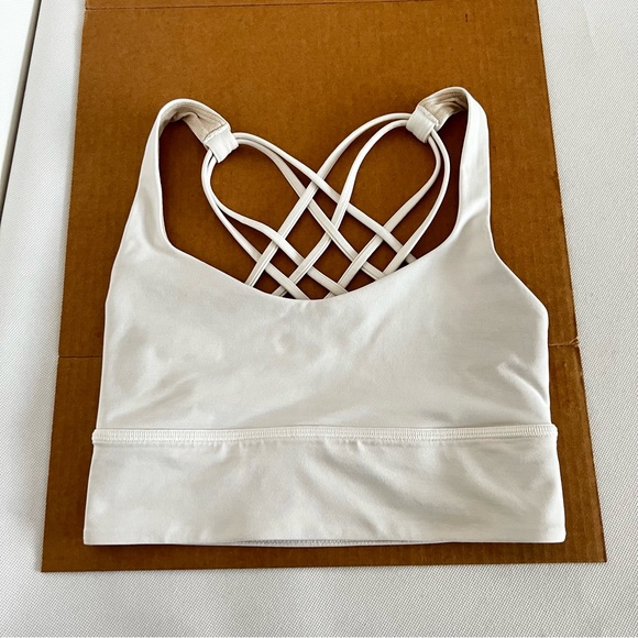 Lululemon Free to Be Bra Size 4 Wild Long Line White Crisscross back Detail - Picture 1 of 7